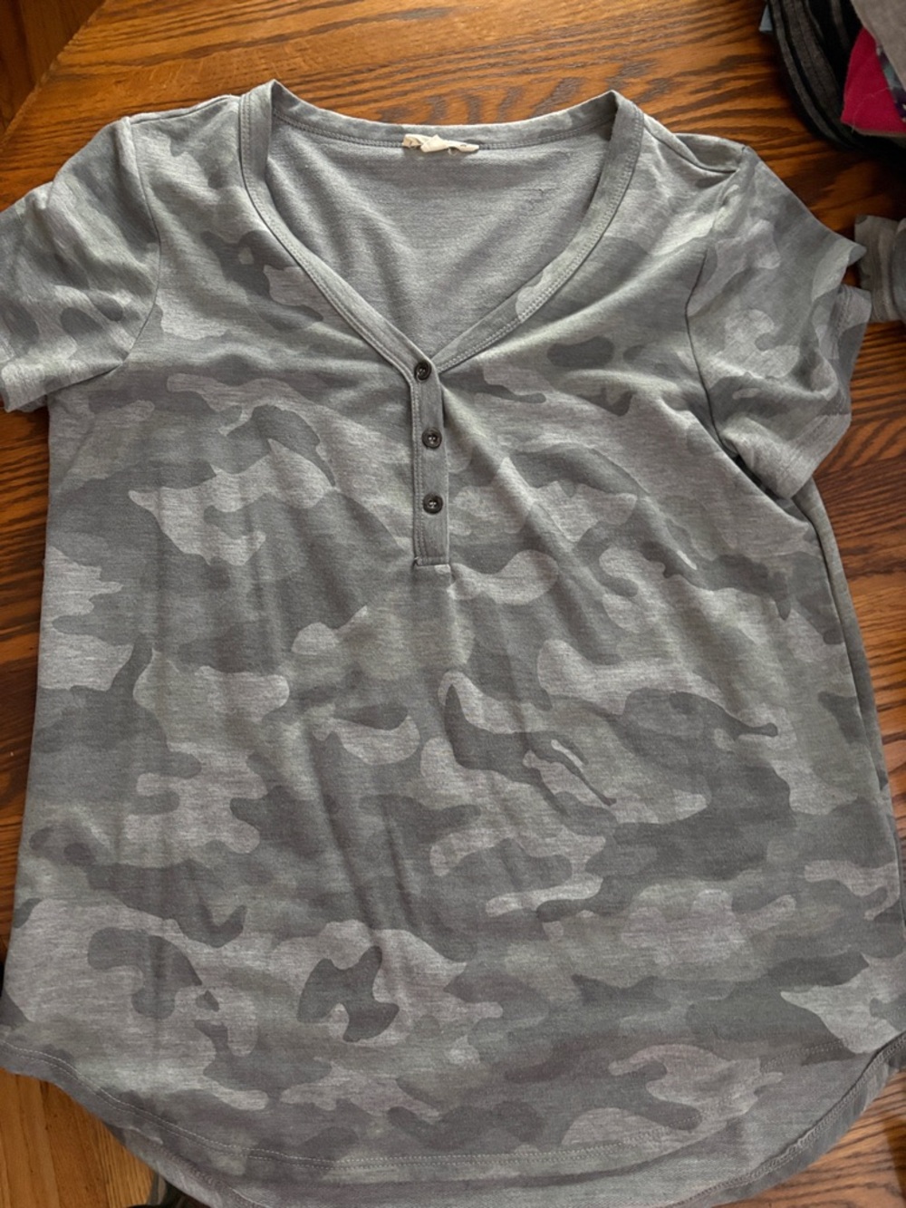 Jane and Delancey Gray Camouflage Short Sleeve Henley Tee
